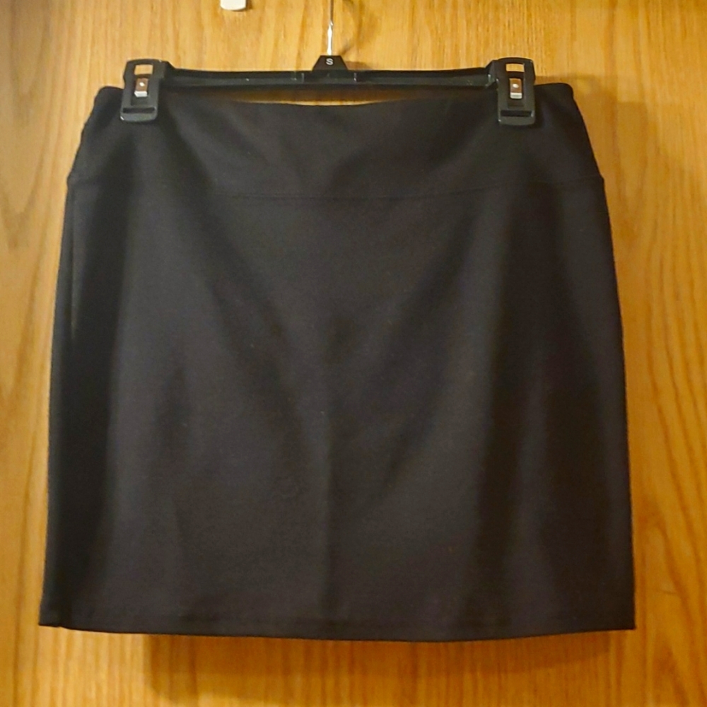 Xhiliration Zipper Back Mini Skirt; Black; Small